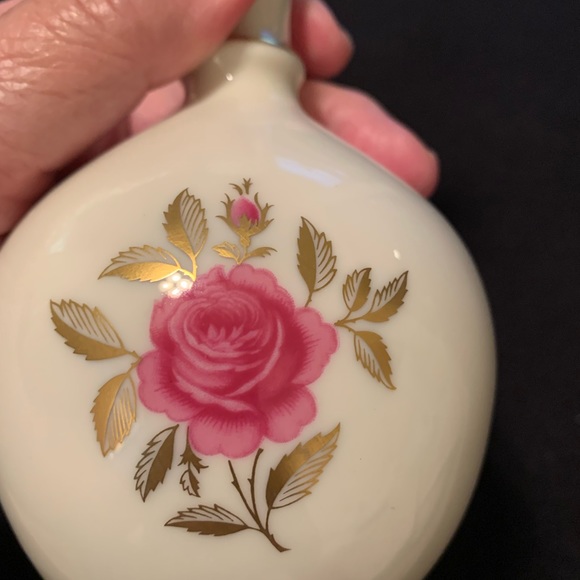 Final Price - Lenox bulb style bud vase - Picture 4 of 5